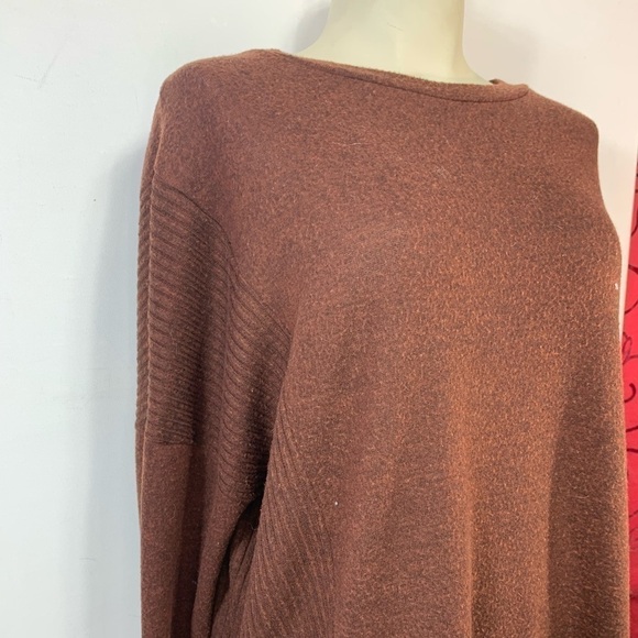 Cherish Sweater - Medium - Picture 3 of 4